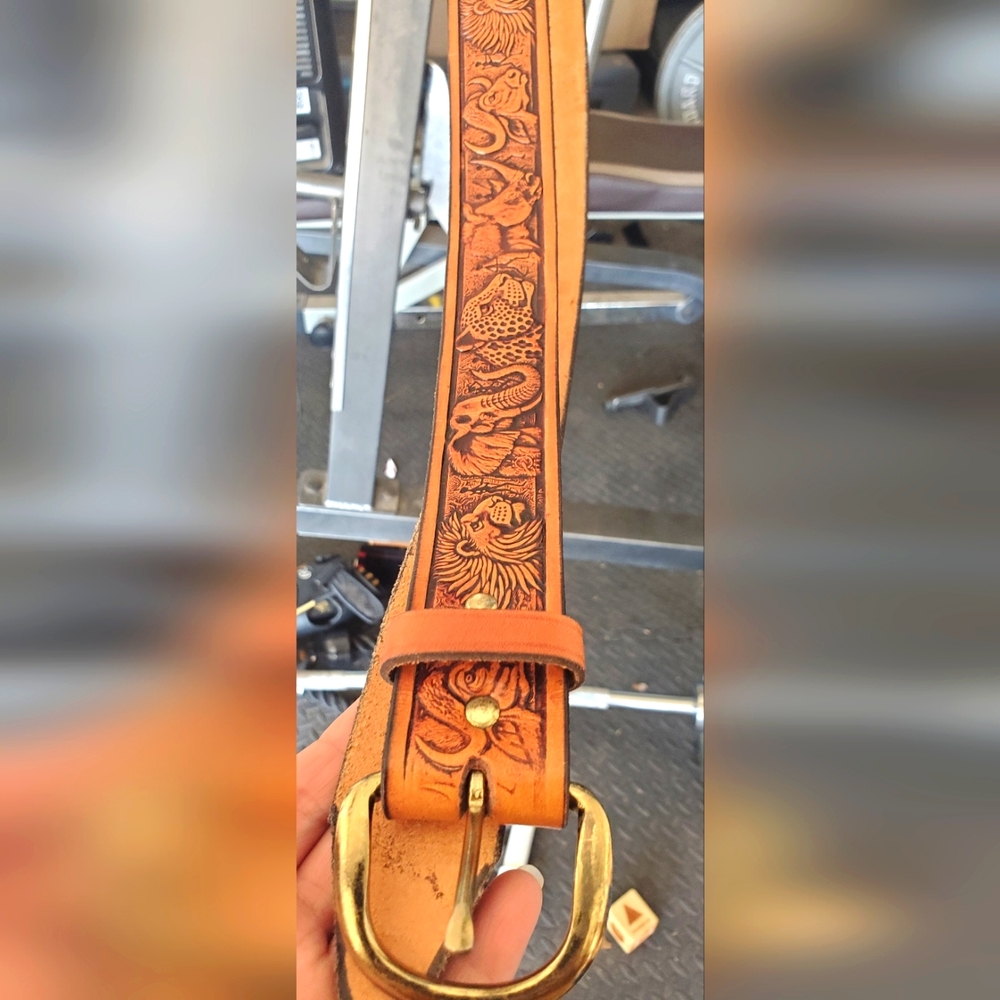 Verity Safari leather belt size 36